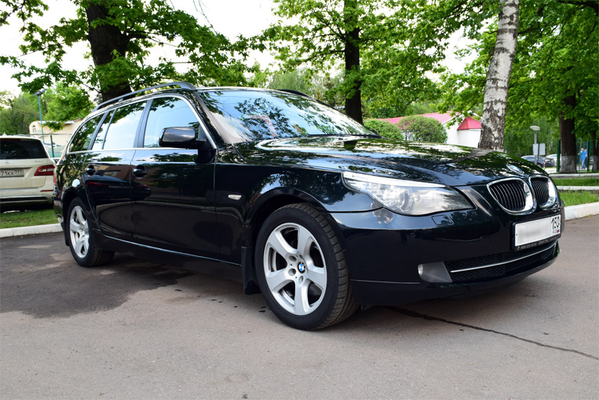 Круговая 3D панорама салона автомобиля BMW 520D в кузове E61